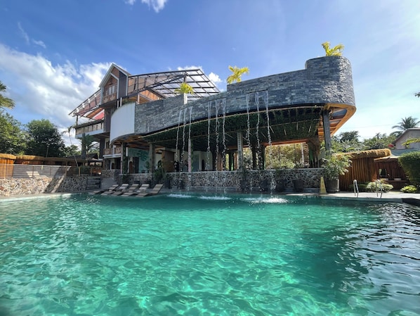 3 outdoor pools - Diwata Nature Resort (San Pablo)