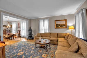 Smart TV - Hearthstone House in the Village (Ellicottville)