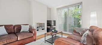 Fantastic, modern 3 bedroom house in West Didsbury. Close to all amenities.