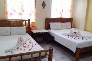 Executive Apartment | Desk, free WiFi