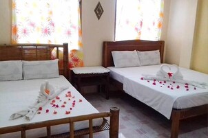 Executive Apartment | Desk, free WiFi