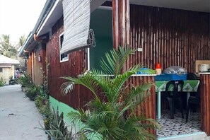 บ้านพักพรีเมียม | ลานระเบียง/นอกชาน