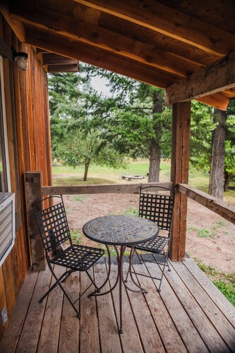 Great "Bear Cub" Studio Home 9 mi Glacier