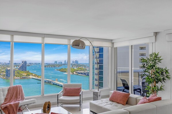 Apartment, 2 Bedrooms, Balcony, Bay View | Living area | 55-inch Smart TV with cable channels, Netflix, streaming services - The Grand Biscayne Bay (Miami)