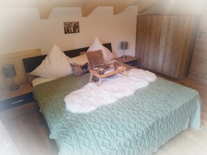 2 Schlafzimmer, Bettwäsche