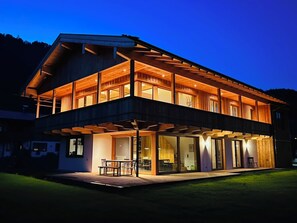 Exterior - Ferienhaus mit 4 Separaten Schlafzimmern, 240 qm (Reit im Winkl)