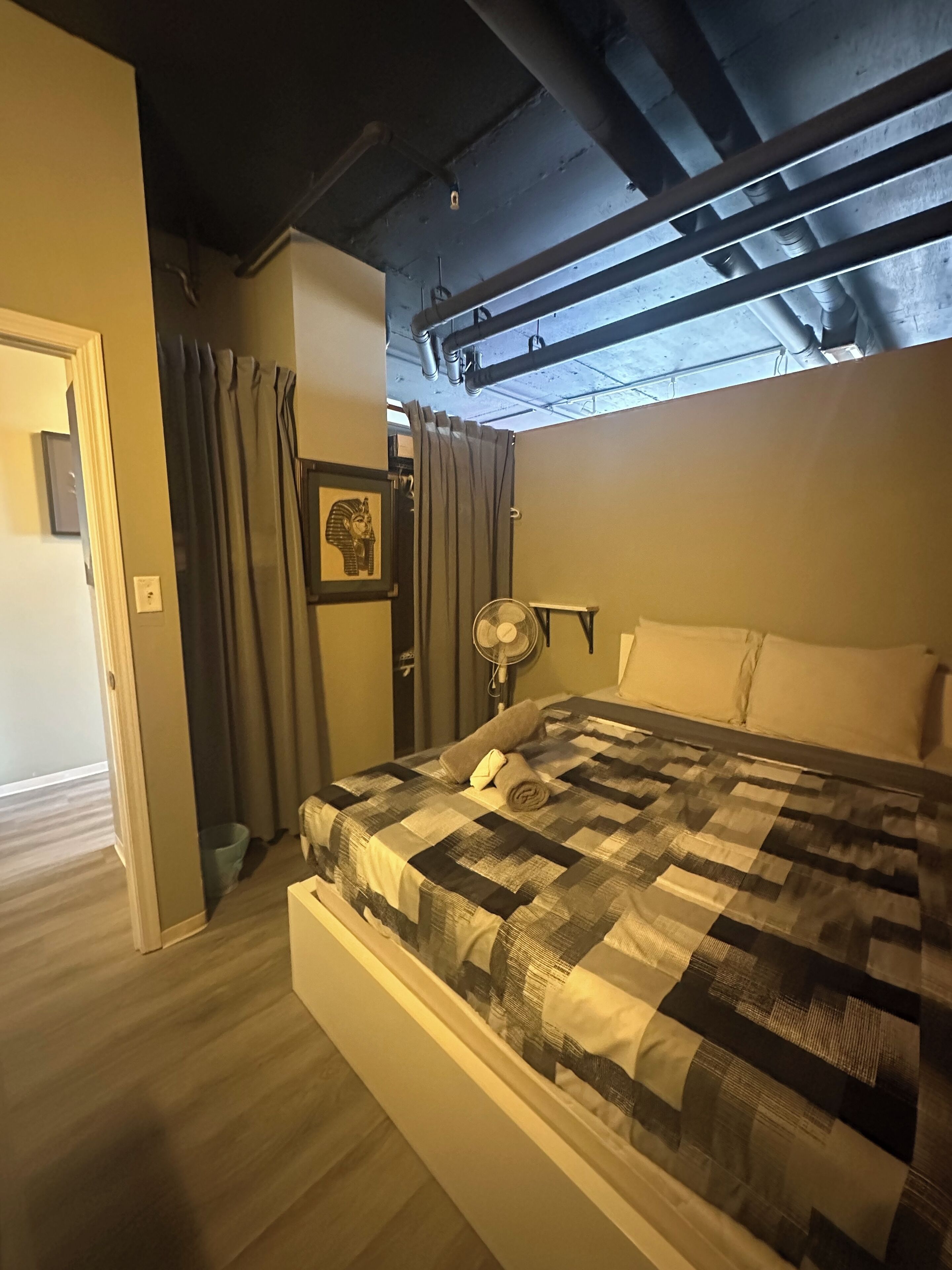 1 bedroom, WiFi, bed sheets