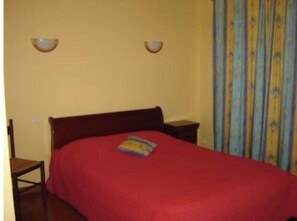 2 habitaciones y cuna de viaje