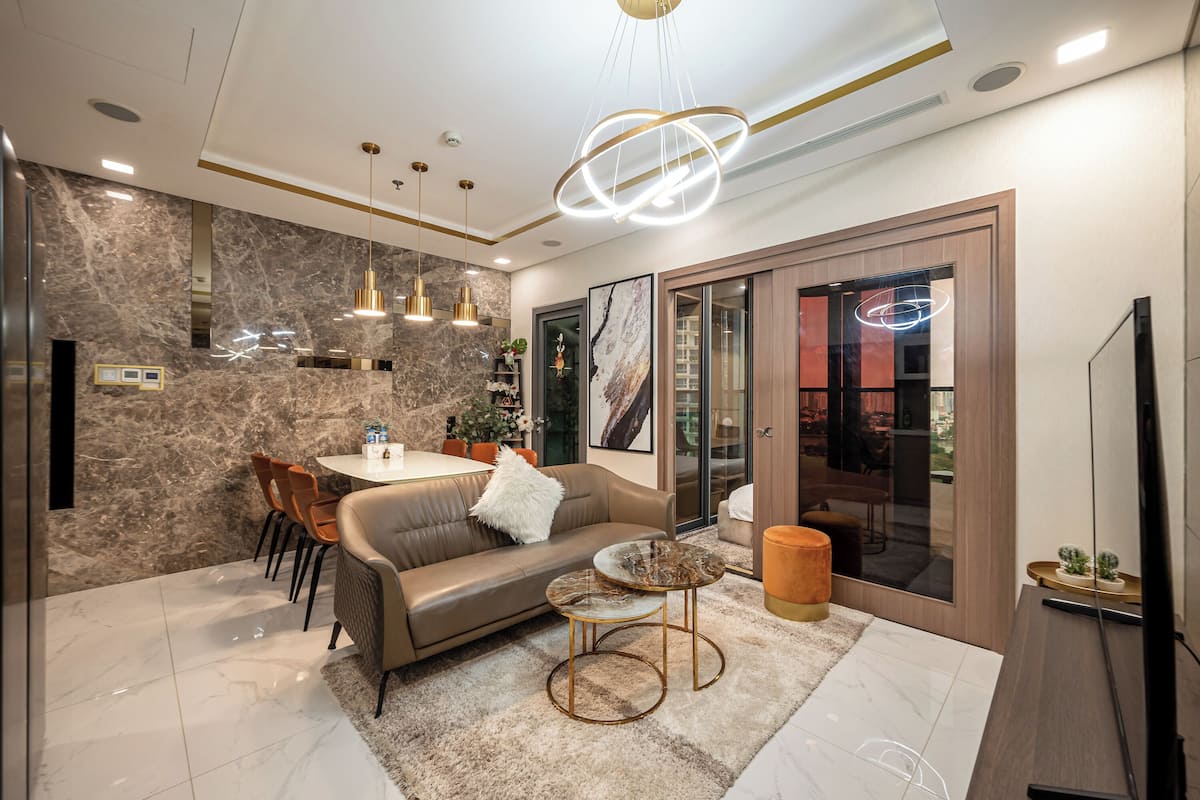 Suite Royal, 1 habitación, con acceso al salón lounge del club, vista a la ciudad | 3 habitaciones y sábanas de algodón egipcio