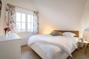 4 chambres, fer et planche à repasser, Wi-Fi gratuit