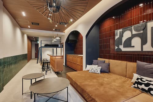 Habitació superior | 1 dormitori, habitacions insonoritzades, wifi gratuïta i roba de llit