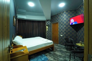 Premium Room | Free WiFi, bed sheets - West Star Hotel (Kutaisi)