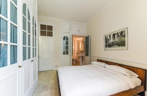 2 chambres, fer et planche Ă repasser, Wi-Fi gratuit, draps fournis