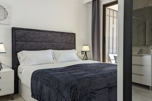 1 chambre, fer et planche à repasser, lit parapluie, Wi-Fi
