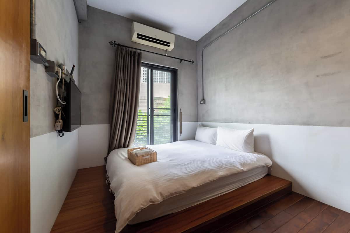 5 chambres, décoration personnalisée, chambres insonorisées