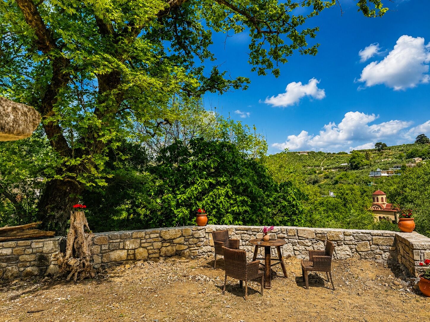 House, 1 Bedroom, Garden View | Outdoor dining