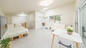 Basic Room, 3 Bedrooms (Narangstay (Oceanview,Poolvilla)) | 3 bedrooms, free WiFi