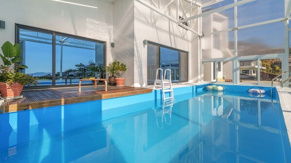 3 bedrooms, free WiFi - Ganghwado Narangstay Poolvilla Pension (Incheon)