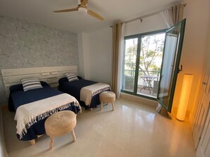 3 soverom, strykejern/-brett, wi-fi og sengetøy