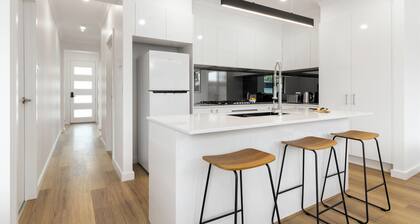 Lamington's Landing near Seacliff Beach