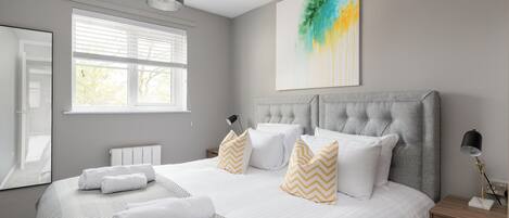 舒適公寓 | 2 間睡房、手提電腦工作空間、免費 Wi-Fi、床單