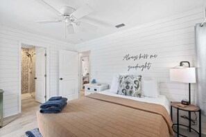 3 bedrooms, desk, iron/ironing board, free WiFi