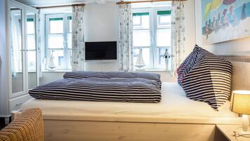 1 habitación, tabla de planchar con plancha, wifi gratis y ropa de cama