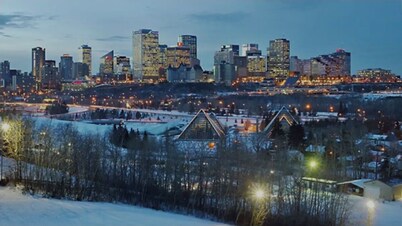 Centrally located & Stylish 2Bedroom River Valley Suite