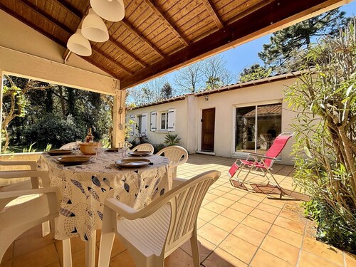 Saint-Georges-d'Oléron: House for 6, WIFI, Pets allowed