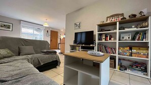 Unclassified image, 3 of 16, button - Saint-Georges-d'Oléron: House for 6, WIFI, Pets allowed (Saint-Georges-d'Oléron)