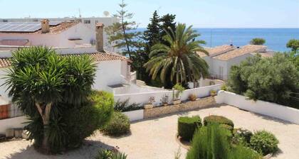 Charming Rustic Getaway with Pool, Near Beach & Sports, Moraira, Costa Blanca