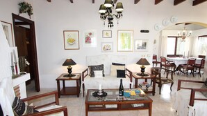 TV - Charming Villa with Private Pool, Near Beach and Amenities in Moraira, Costa Blanca (Moravit)