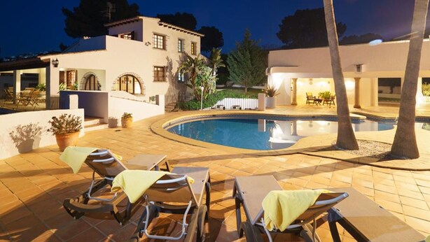 Pool - Luxury Villa with Private Pool, Garden, and Sea Views, 500m from Playa Ampolla (Moravit)