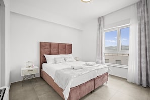 3 Schlafzimmer, Verdunkelungsvorhänge, Bügeleisen/Bügelbrett