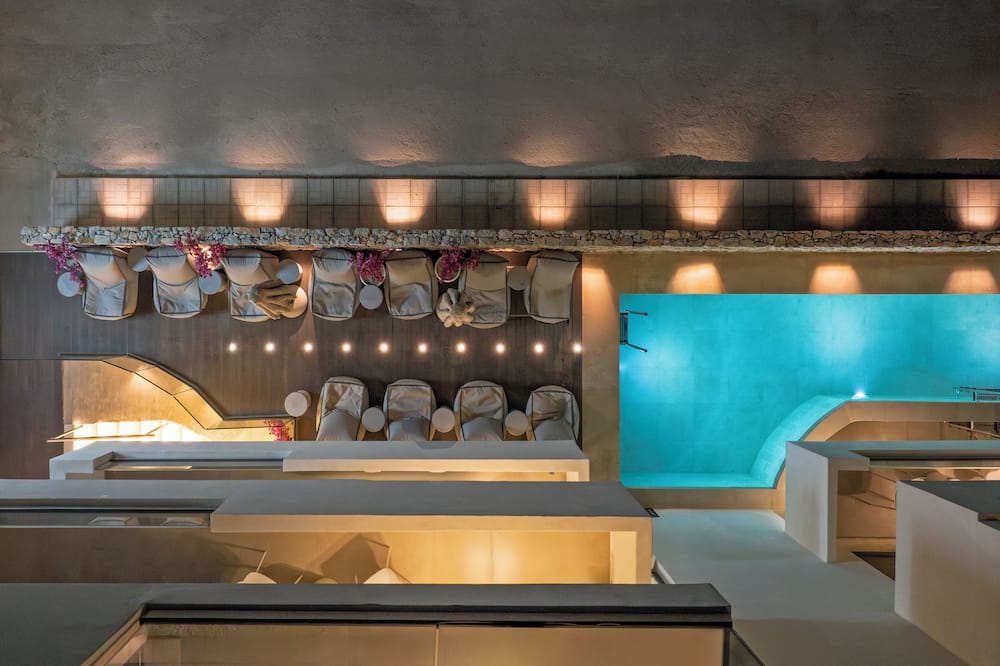 Cabana White Boutique Hotel