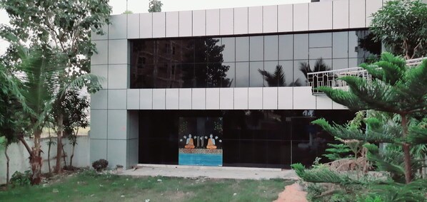 Fachada da propriedade