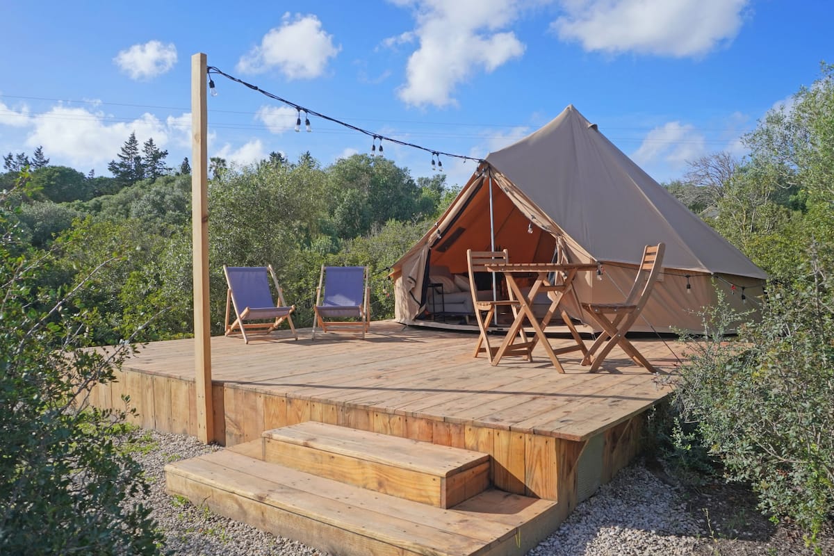Luxe tent, uitzicht op tuin | Woonruimte