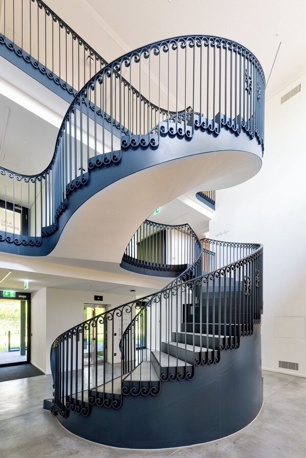 Interior - Modern, simple and super-equipped style apartment (Stabio)