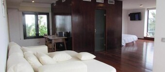 Habitación Queen Deluxe con dos Camas Queen