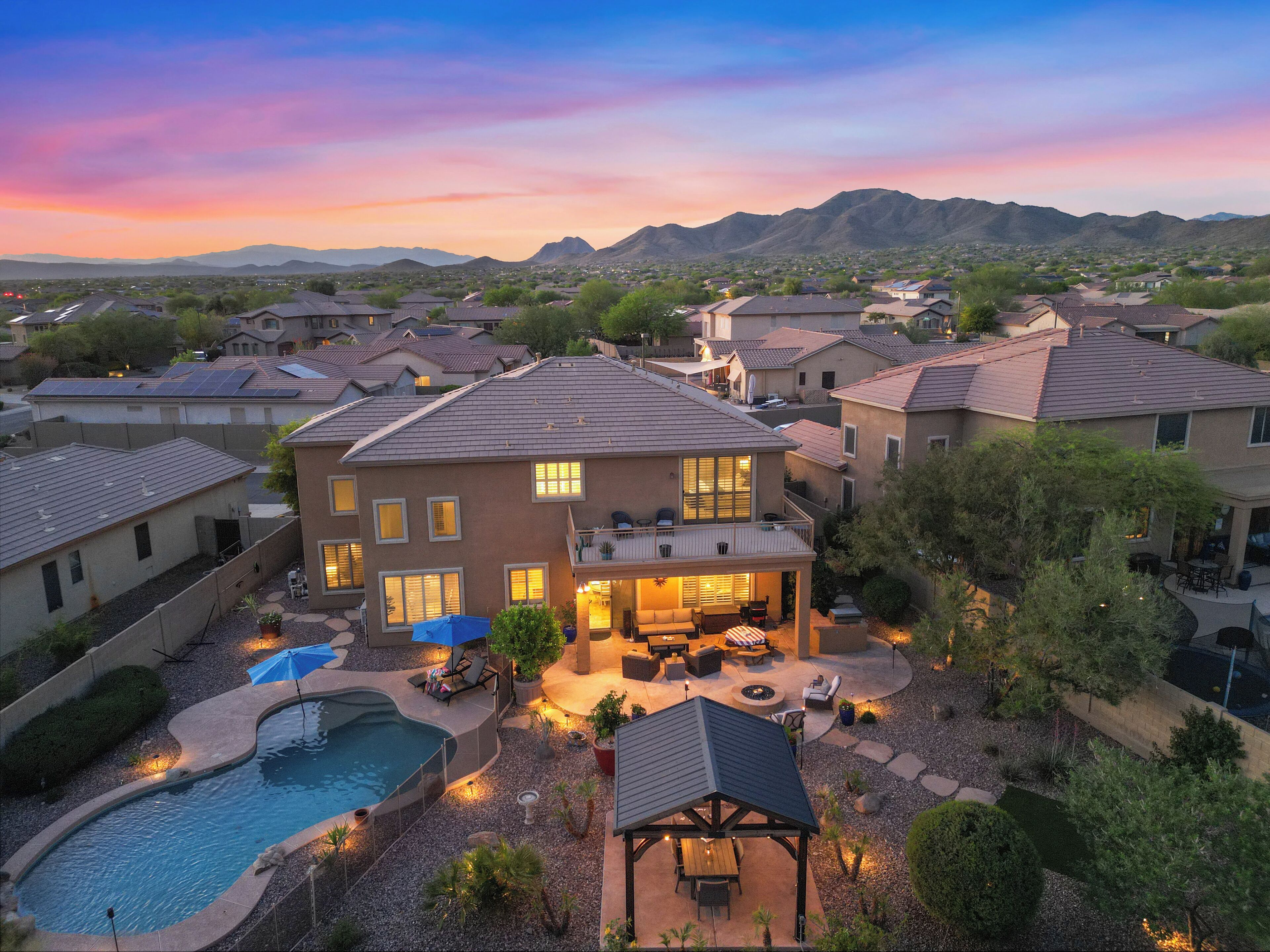 Anthem Oasis- Rising Realty Rentals