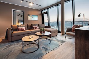 Flat-screen TV, streaming services