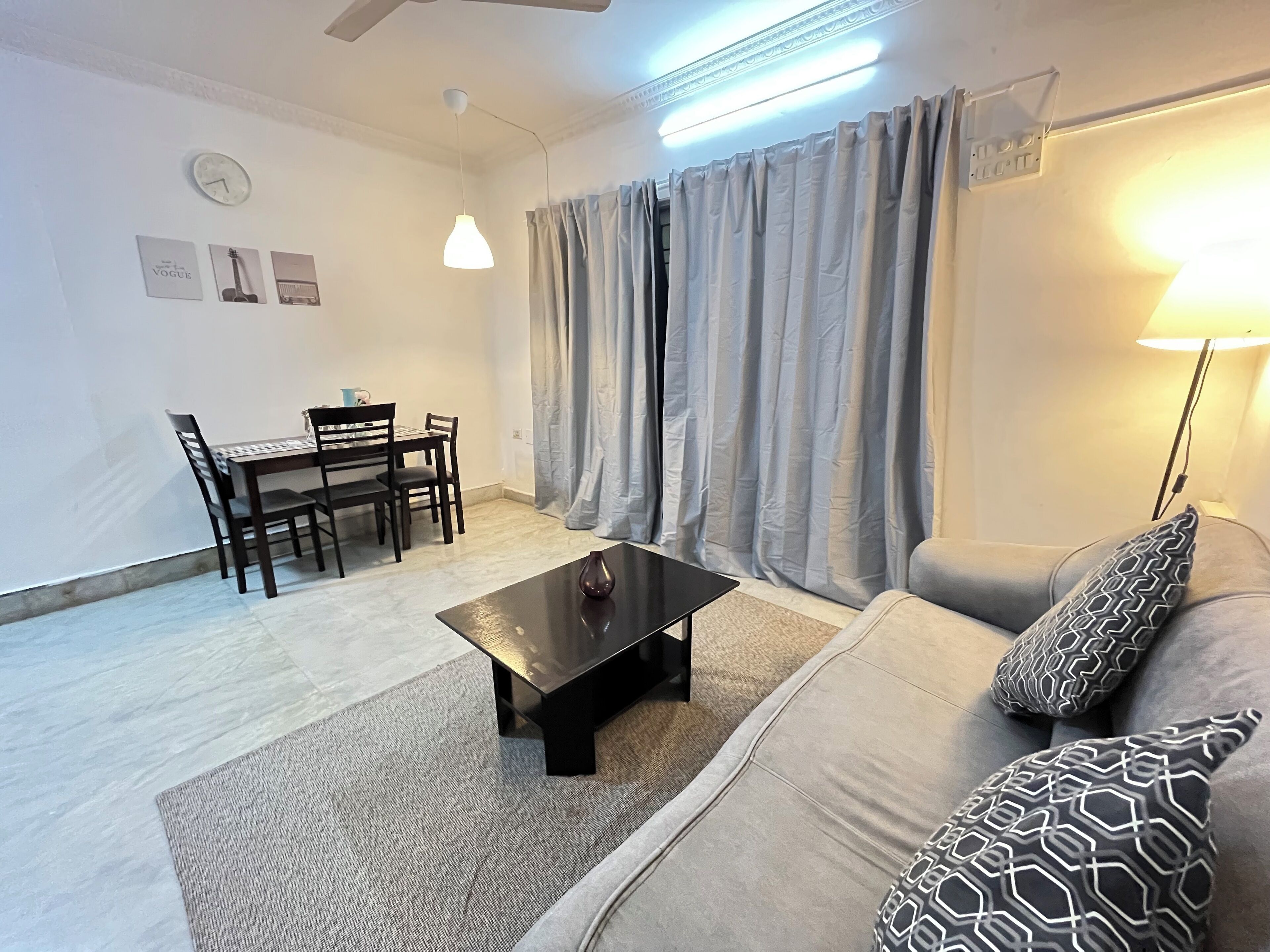 Televisión LED 32 pulgadas con canales de televisión por cable