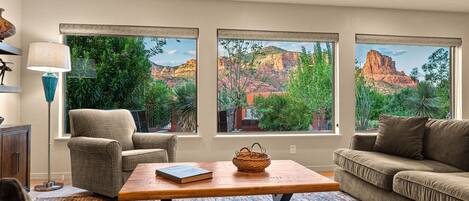 Télévision, cheminée, lecteur de DVD