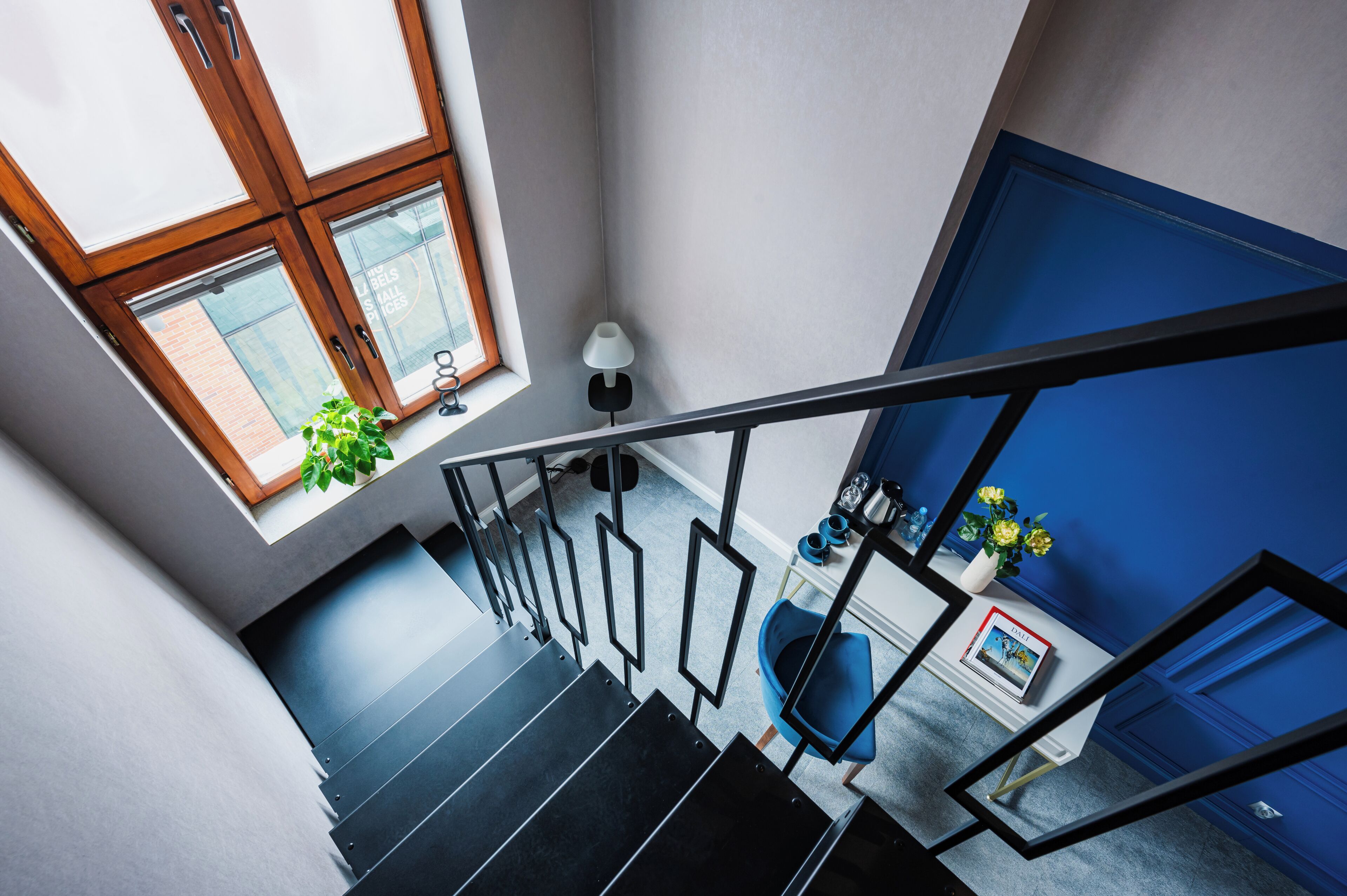 Economy dubbelrum | Vardagsrum | 25-tums platt-tv med kabelkanaler