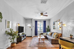 Televisio, työhuone