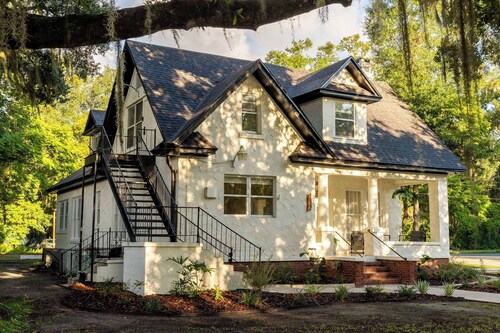 The Key Reno'd Historic 1BD! 1 Mile to UF & DT