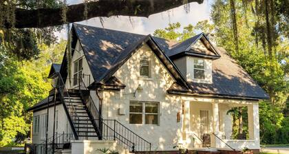 The Key Reno'd Historic 1BD! 1 Mile to UF & DT