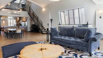 TV, fireplace, video games, offices