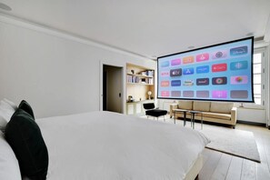 6 slaapkamers, een strijkplank/strijkijzer, reisbedje, wifi