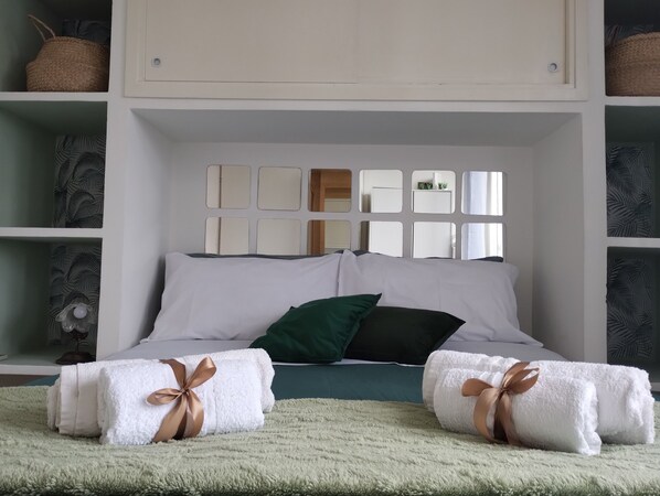 1 bedroom, WiFi, bed sheets - La Casa nel Parco - private parking to Stadio Olimpico, Auditorium, city center (Roma)